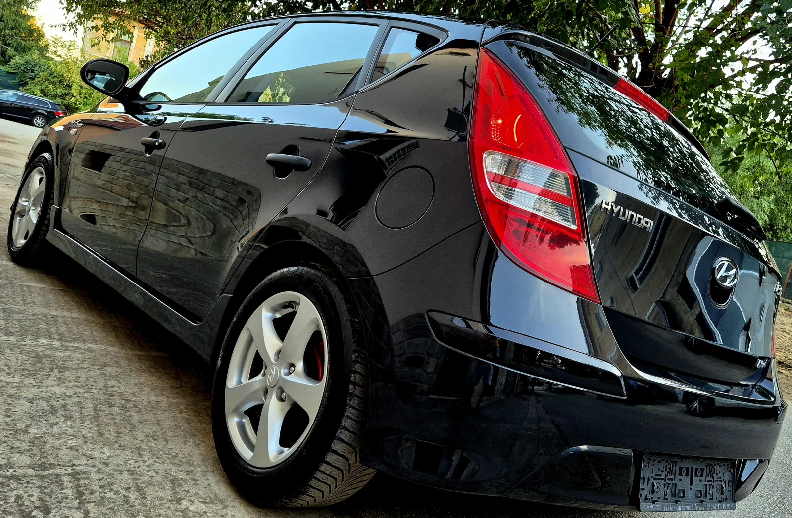 Hyundai I30 1.4i-FACE-LIFT-верига-FIFA EDITION , снимка 2 - Автомобили и джипове - 55955563