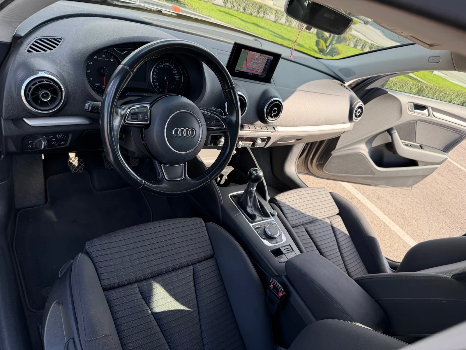 Audi A3 Sportback, снимка 9 - Автомобили и джипове - 56550506