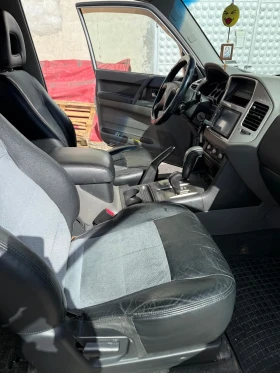 Mitsubishi Pajero, снимка 8 - Автомобили и джипове - 53608682