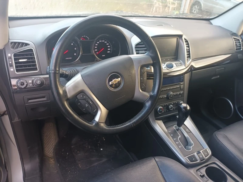 Chevrolet Captiva 2.2 CDTI AVTO KOJA NAVI , снимка 17 - Автомобили и джипове - 45288446