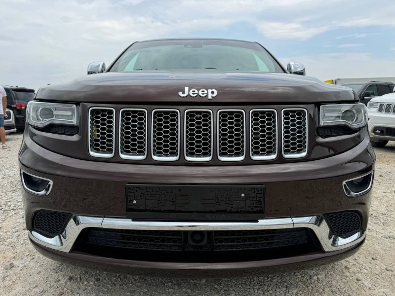 Jeep Grand cherokee Summit 3.6, снимка 1 - Автомобили и джипове - 48239398