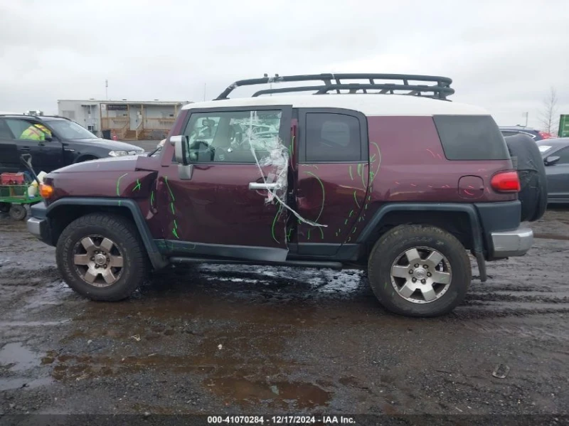 Toyota Fj cruiser Прогнозна цена 18500лв до София , снимка 5 - Автомобили и джипове - 48636637