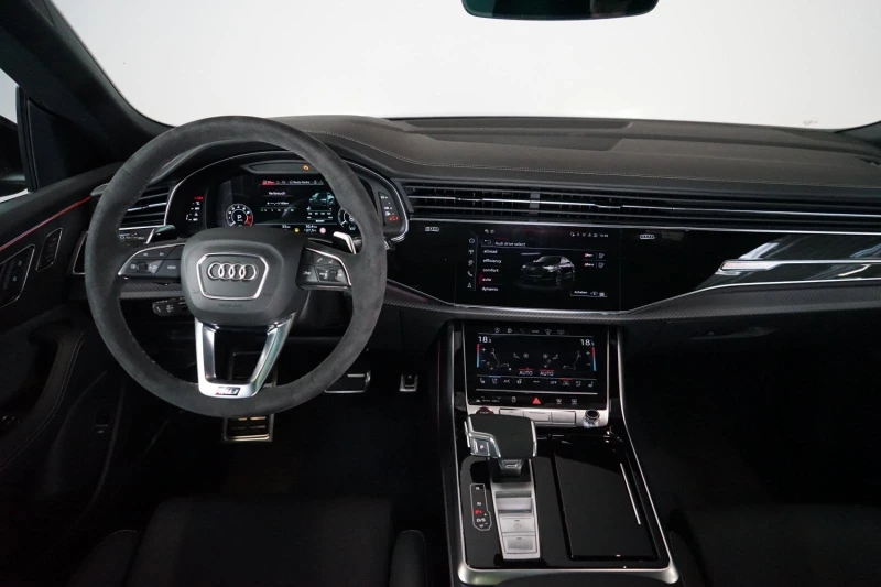 Audi RSQ8 PERFORMANCE CERAMIC CARBON B&O HEAD UP MATRIX 360 , снимка 15 - Автомобили и джипове - 51508952