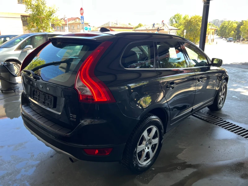 Volvo XC60 2.4D, снимка 5 - Автомобили и джипове - 51880641