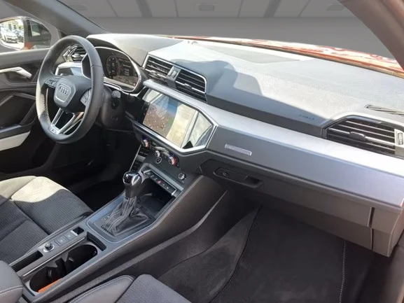 Audi Q3 Sportback 35 TDI = S-line = Гаранция - изображение 8