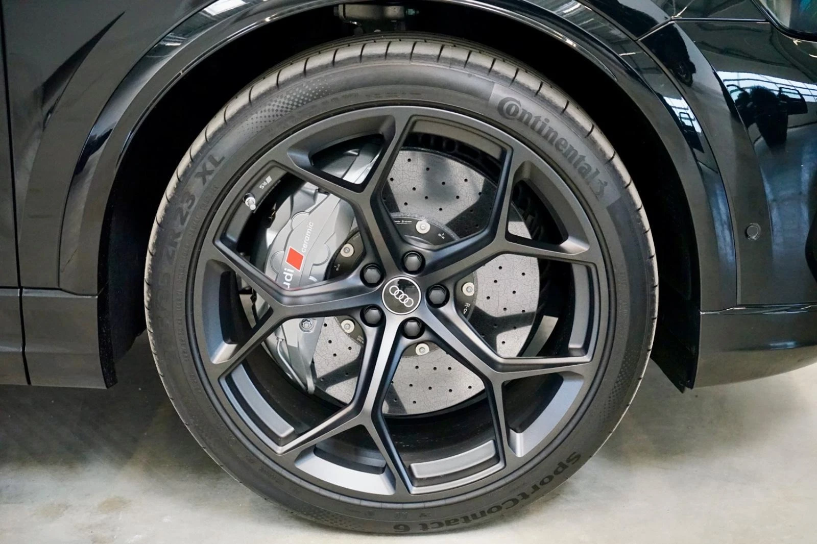 Audi RSQ8 PERFORMANCE CERAMIC CARBON B&O HEAD UP MATRIX 360  - изображение 5