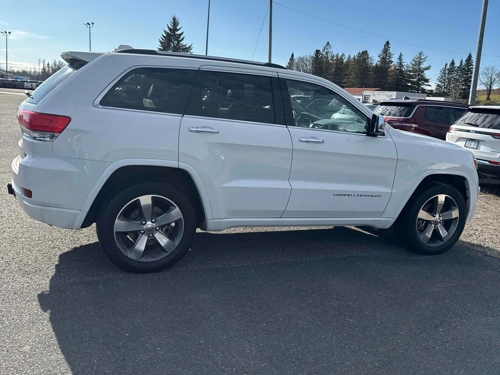 Jeep Grand cherokee * Overland * CARFAX * БЕЗ ПЪРВОНАЧАЛНА ВНОСКА - изображение 3