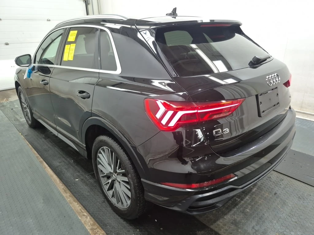 Audi Q3 * PROGRESSIV * CARFAX *    | Mobile.bg   4