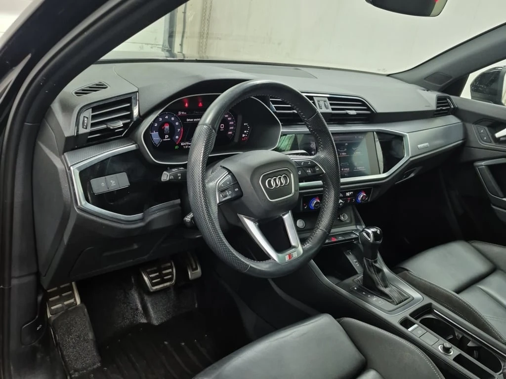 Audi Q3 * PROGRESSIV * CARFAX *    | Mobile.bg   9