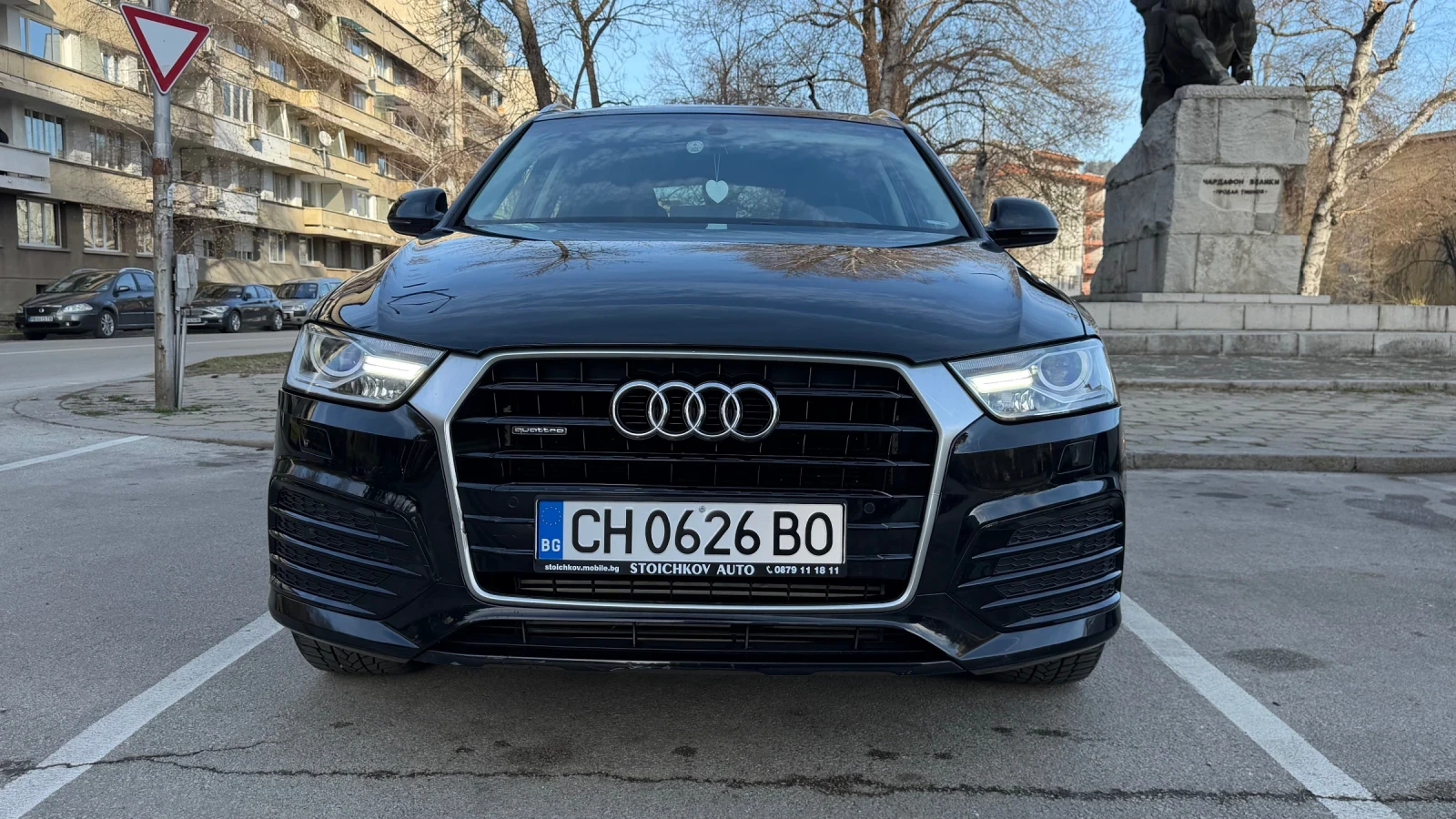 Audi Q3 2, 0 tfsi - изображение 2