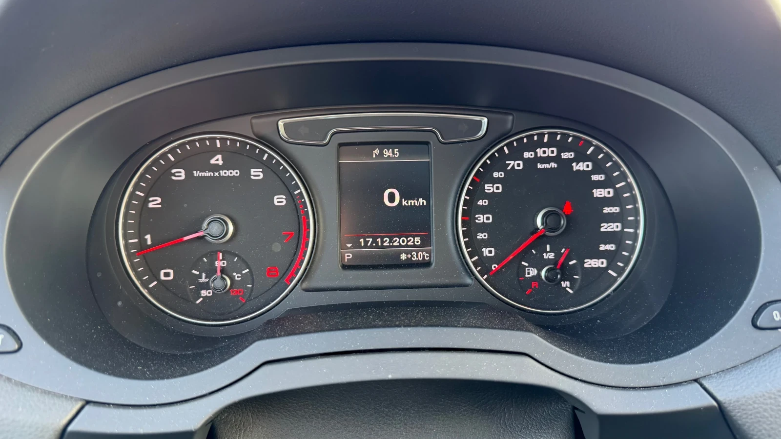 Audi Q3 2, 0 tfsi - изображение 10