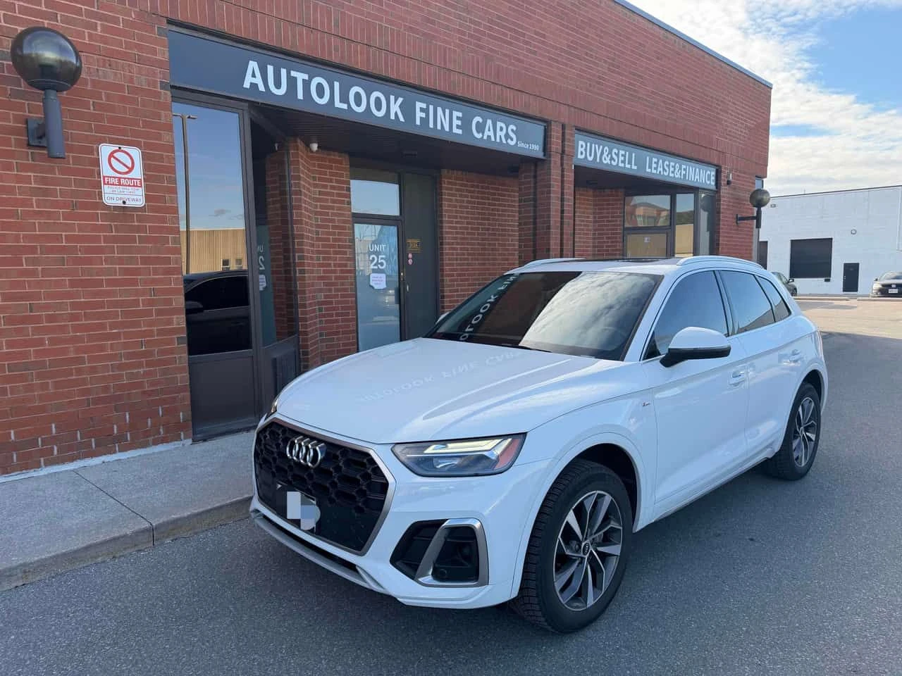 Audi Q5 | DISTRONIC | ПАНОРАМА | + Гуми | CARFAX 