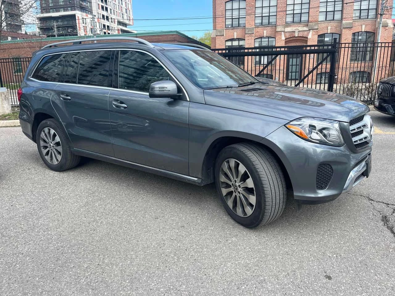 Mercedes-Benz GLS * 450 * ГЛАВНО ПРЕДСТАВИТЕЛСТВО НА MERCEDES-BENZ, снимка 3 - Автомобили и джипове - 54716467
