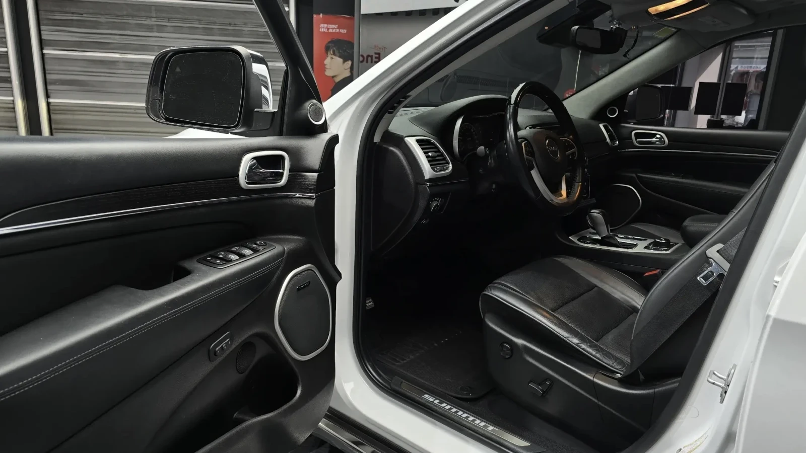 Jeep Grand cherokee 3.6 SUMMIT FULL, снимка 7 - Автомобили и джипове - 54971608