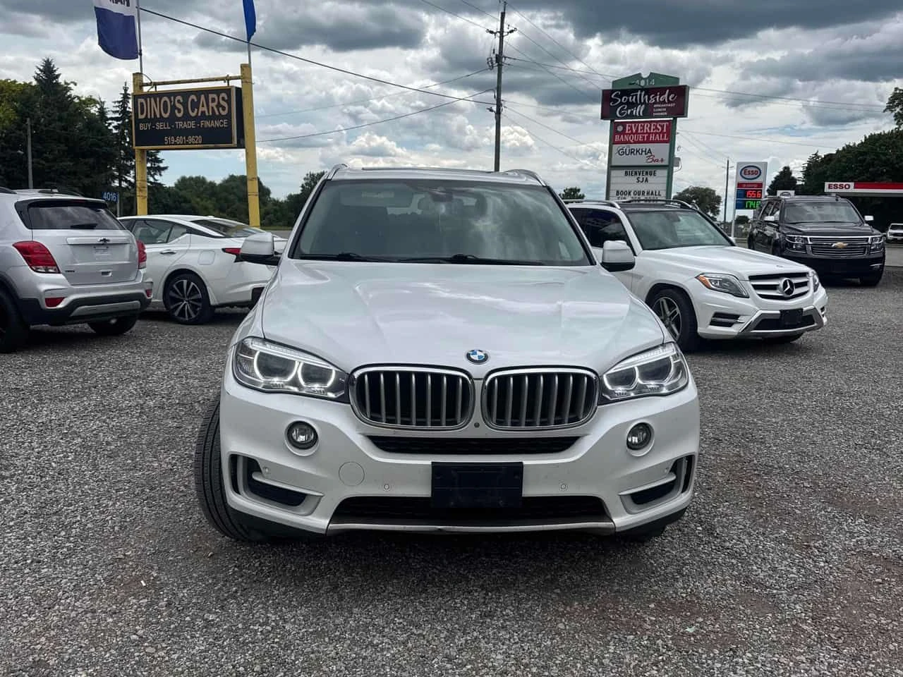 BMW X5 XDRIVE * DIGITAL* 360 KAMЕРА* ПАНОРАМА* HEAD UP* , снимка 2 - Автомобили и джипове - 55040455
