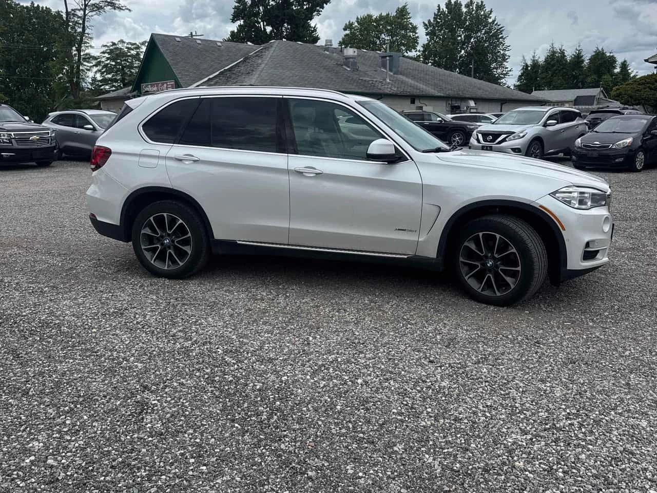 BMW X5 XDRIVE * DIGITAL* 360 KAMЕРА* ПАНОРАМА* HEAD UP* , снимка 4 - Автомобили и джипове - 55040455