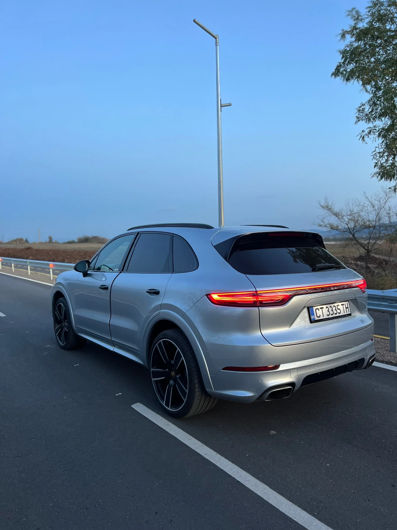 Porsche Cayenne SPORT DESIGN///EXCLUSIVE DESIGN, снимка 10 - Автомобили и джипове - 55081765