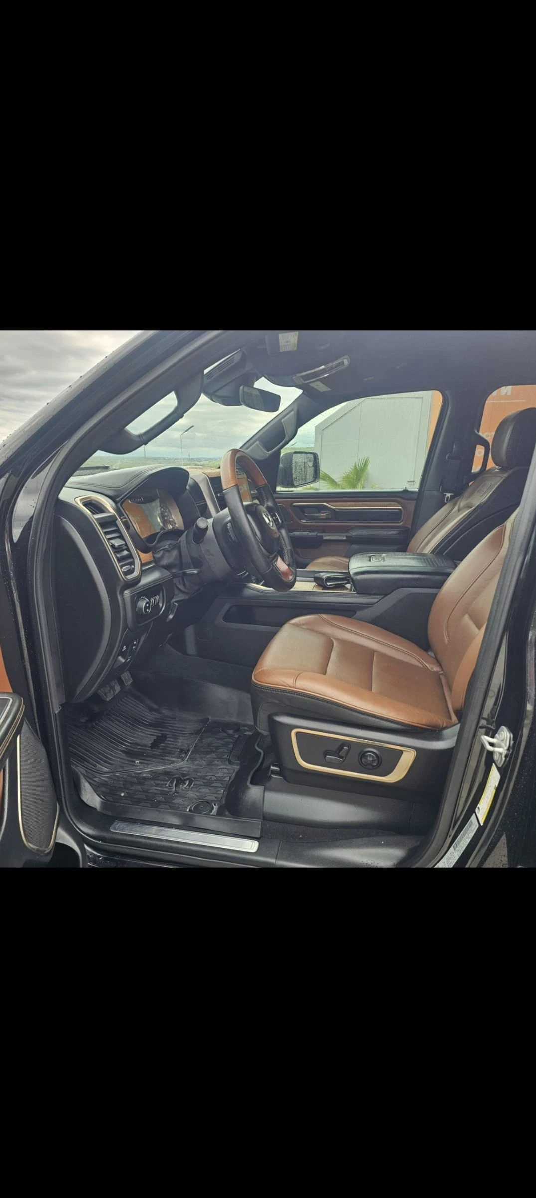 Dodge RAM 1500 E-torque, снимка 9 - Автомобили и джипове - 55177743