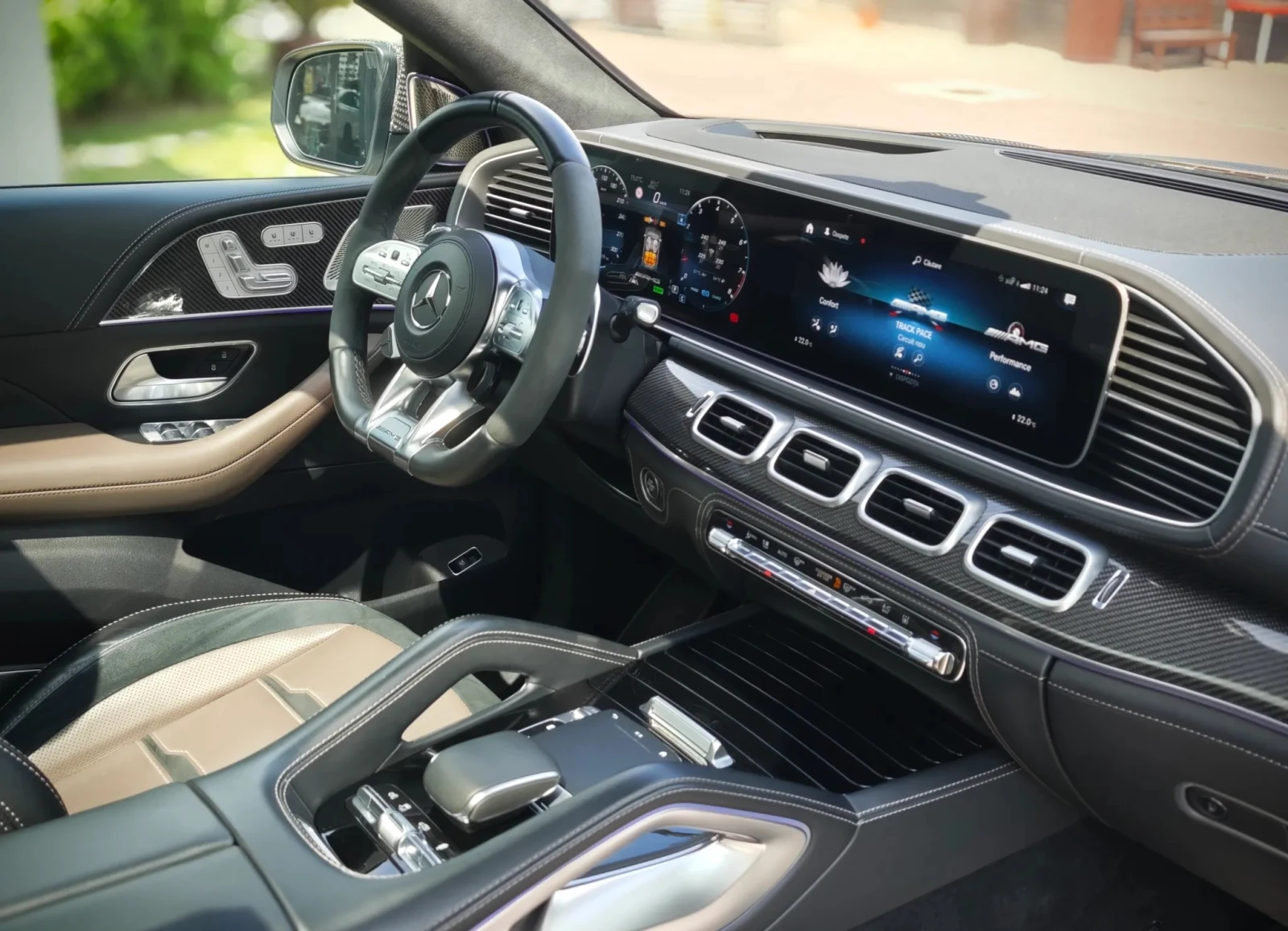 Mercedes-Benz GLE 63 S AMG V8 EQ Boost 4MATIC+ LARTE DESIGN, снимка 15 - Автомобили и джипове - 55203078