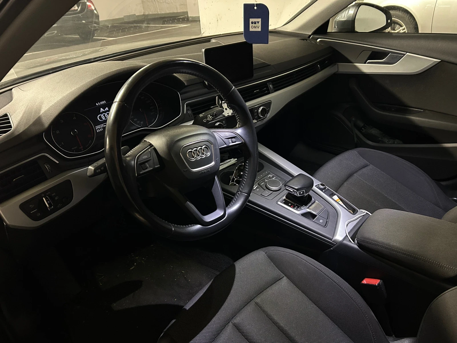 Audi Q4 2.0 TDI 150 , снимка 5 - Автомобили и джипове - 55622346