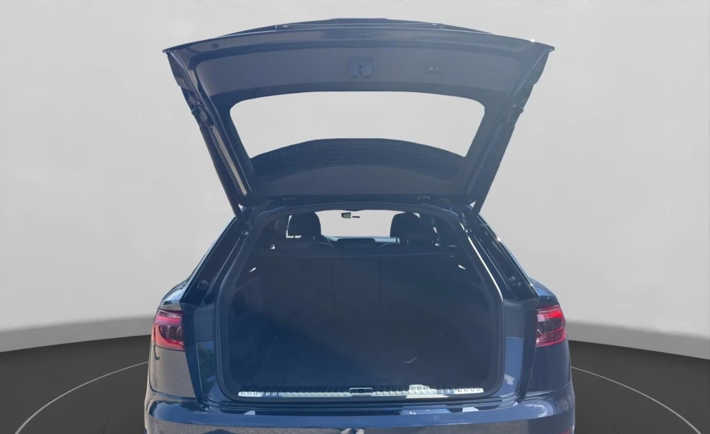 Audi Q8 55 TFSI/ FACELIFT/ S-LINE/ BLACK OPTIC/ MATRIX/B&O, снимка 14 - Автомобили и джипове - 56071031