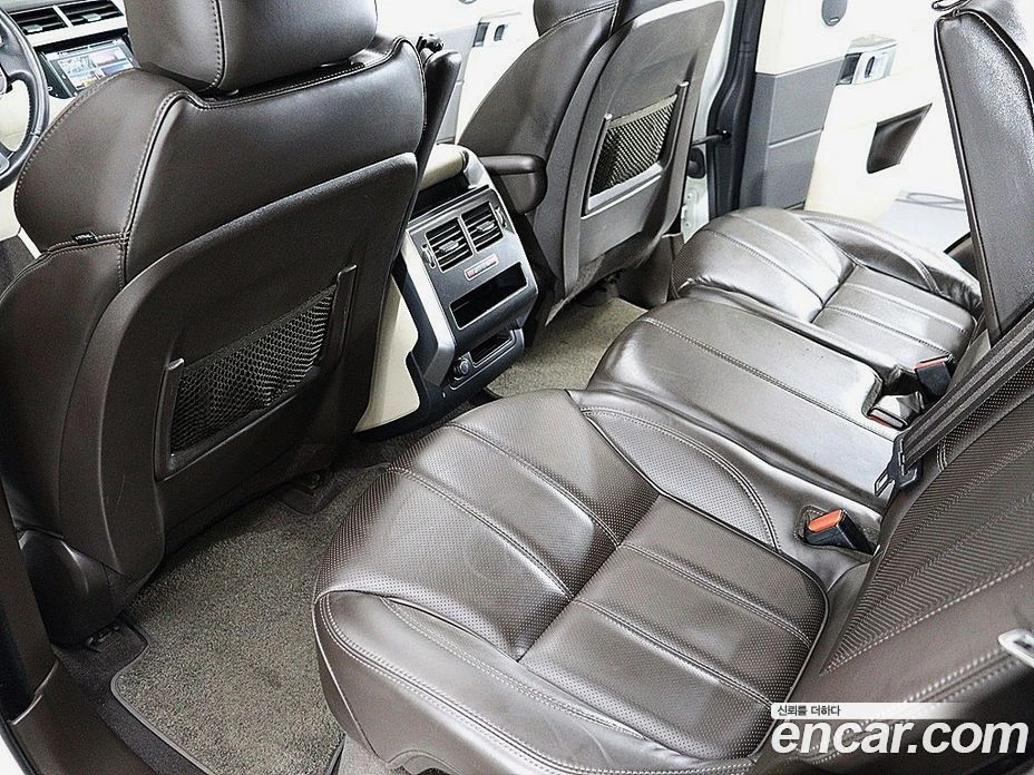 Land Rover Range Rover Sport 3.0 SDV6 HSE Dynamic, снимка 11 - Автомобили и джипове - 56123258