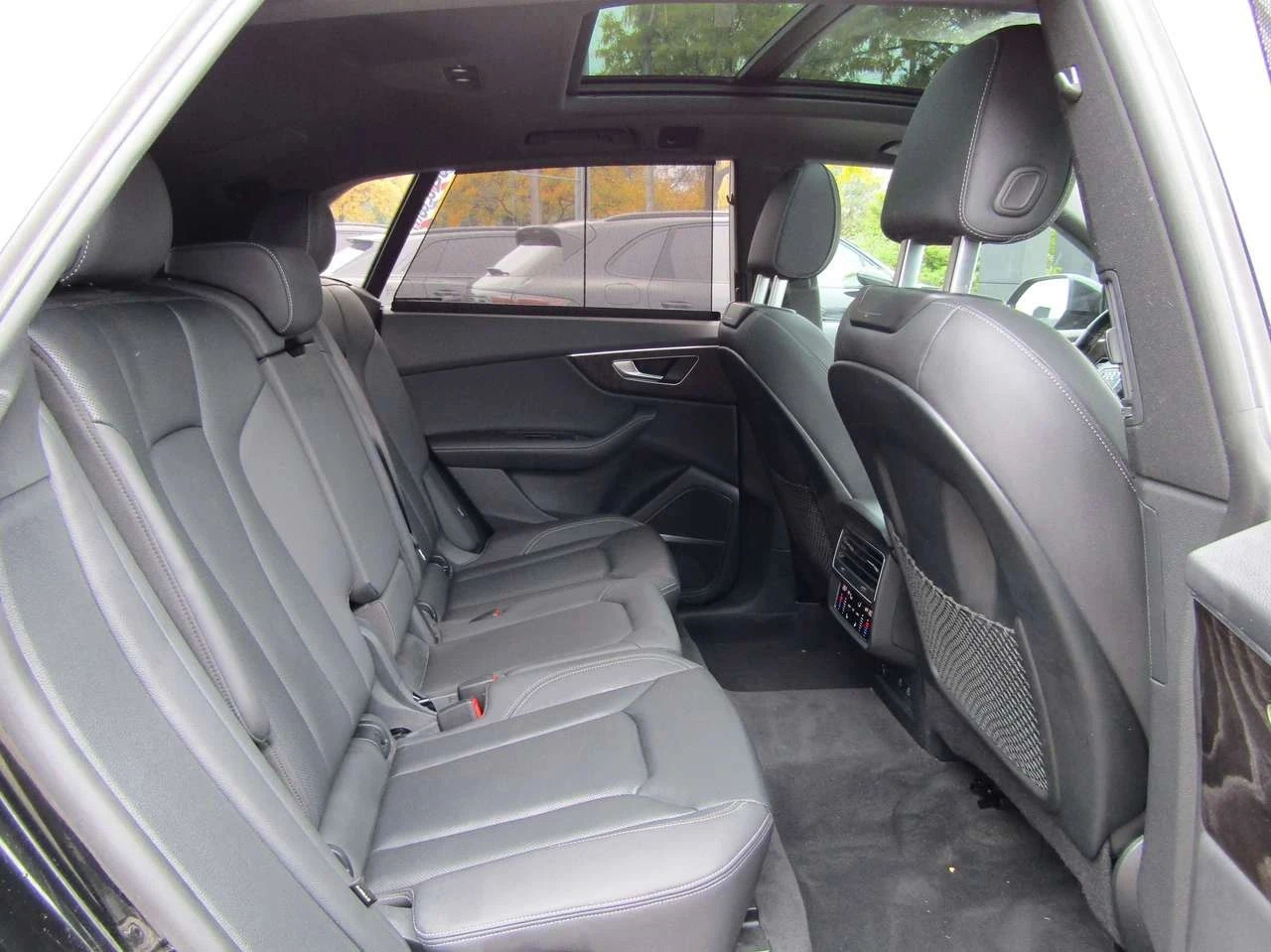 Audi Q8, снимка 12 - Автомобили и джипове - 56689567