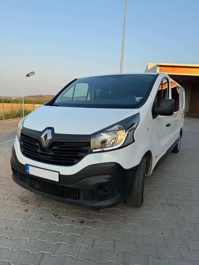Renault Trafic 1.6dci, снимка 3 - Бусове и автобуси - 52635261