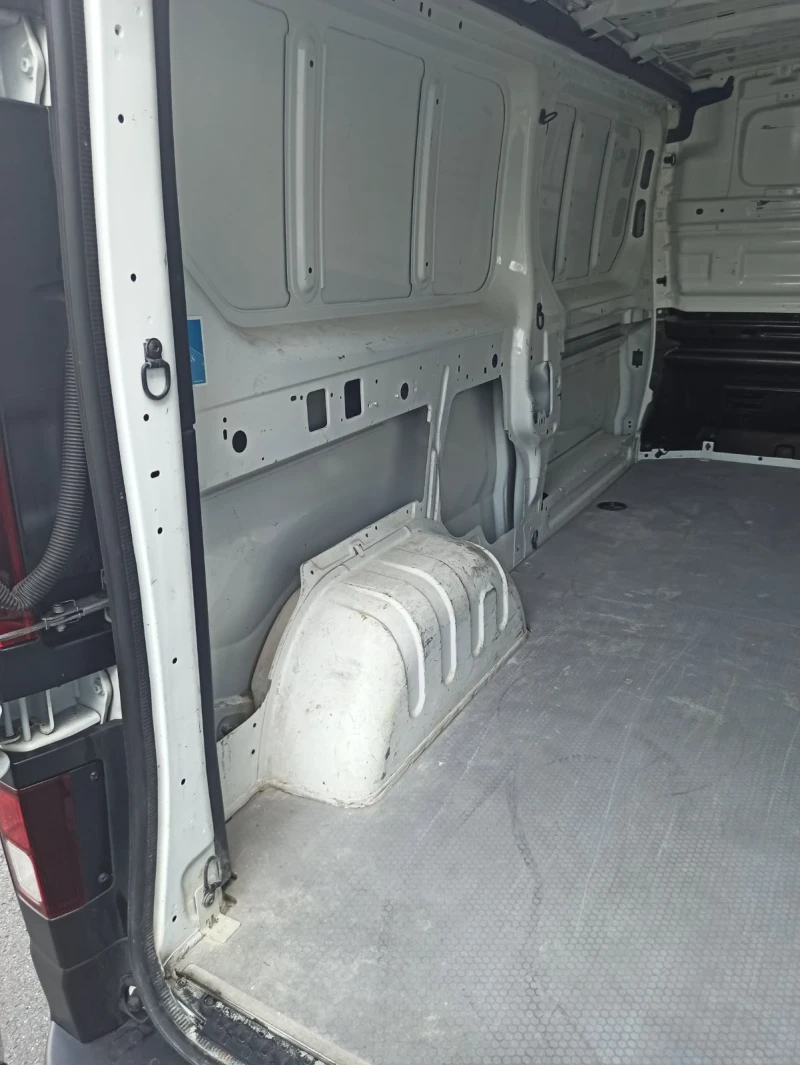 Opel Vivaro 1, 6 dCi euro 6, L2H1, снимка 8 - Бусове и автобуси - 52352624