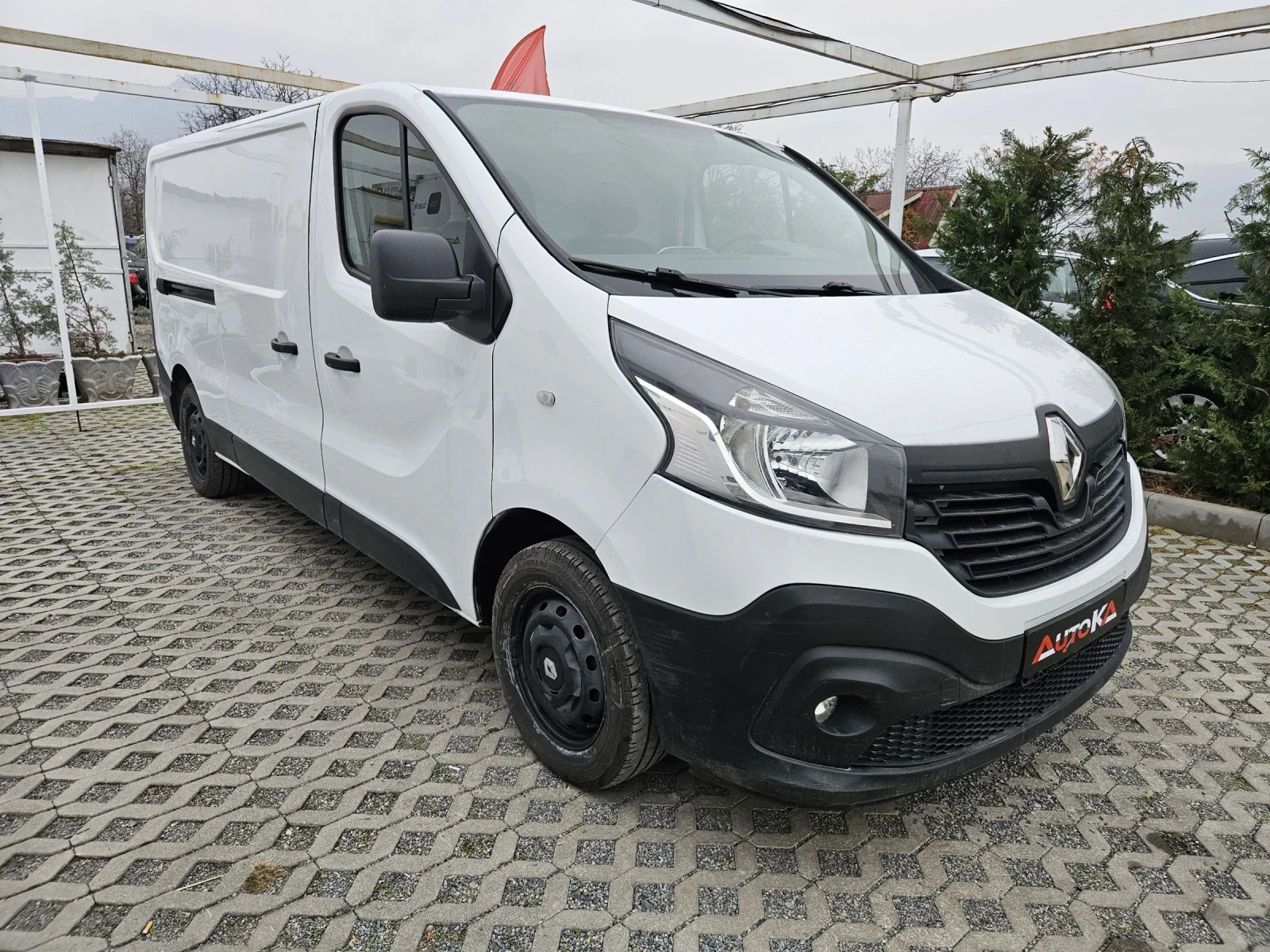 Renault Trafic MAXI= ХЛАДИЛЕН= 1.6DCI-125КС= 6ск= НАВИ= АВТОПИЛОТ - изображение 2