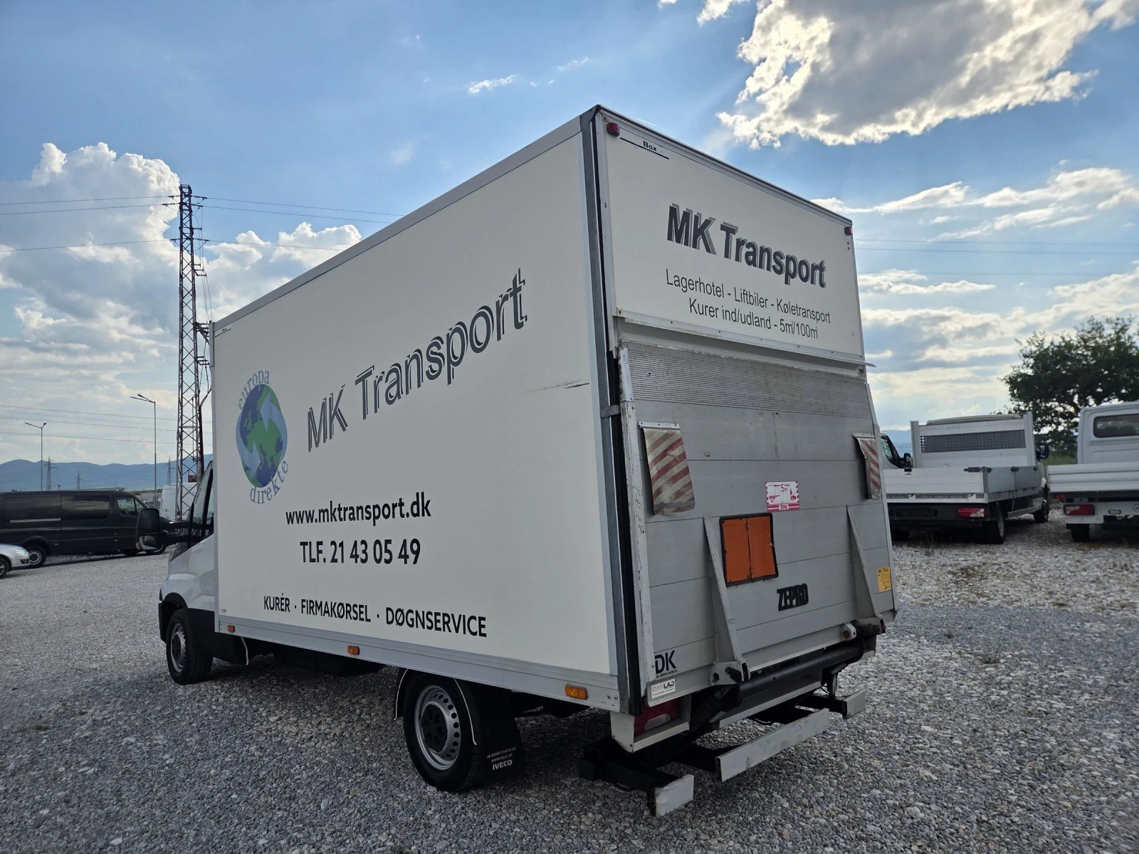 Iveco Daily 35-160, Хладилен, Падащ борд, 4.20 метра, Климатик, снимка 5 - Бусове и автобуси - 54691918