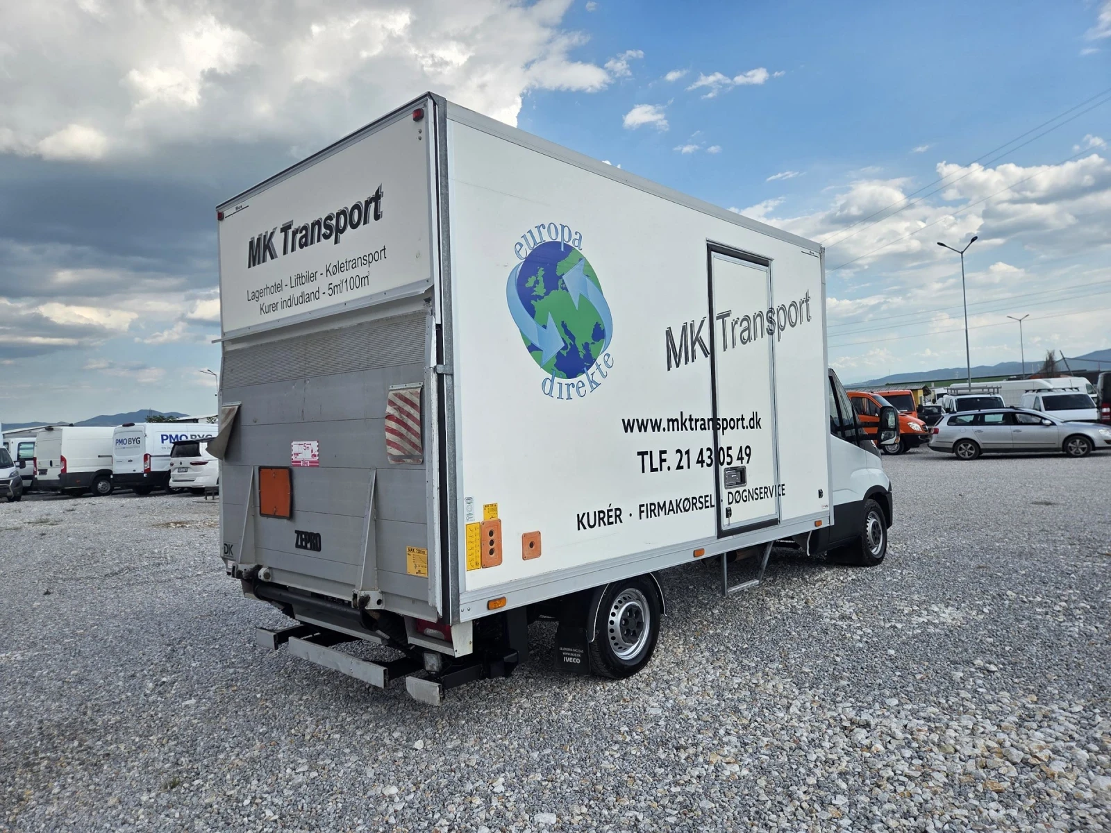 Iveco Daily 35-160, Хладилен, Падащ борд, 4.20 метра, Климатик, снимка 7 - Бусове и автобуси - 54691918