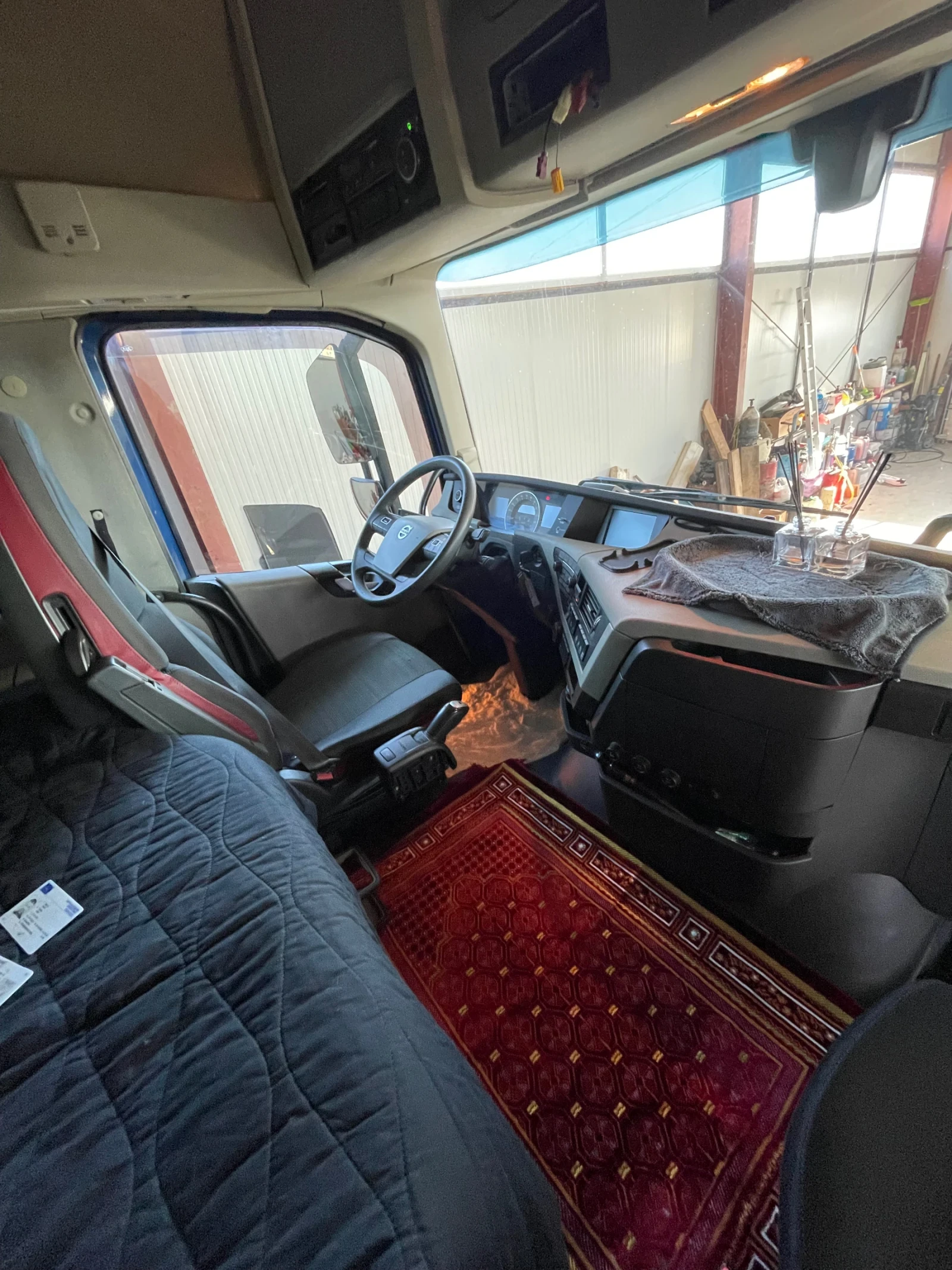 Volvo Fh ���� ����������. ����� 2016. ���� 2018   | Mobile.bg � ����������� 12