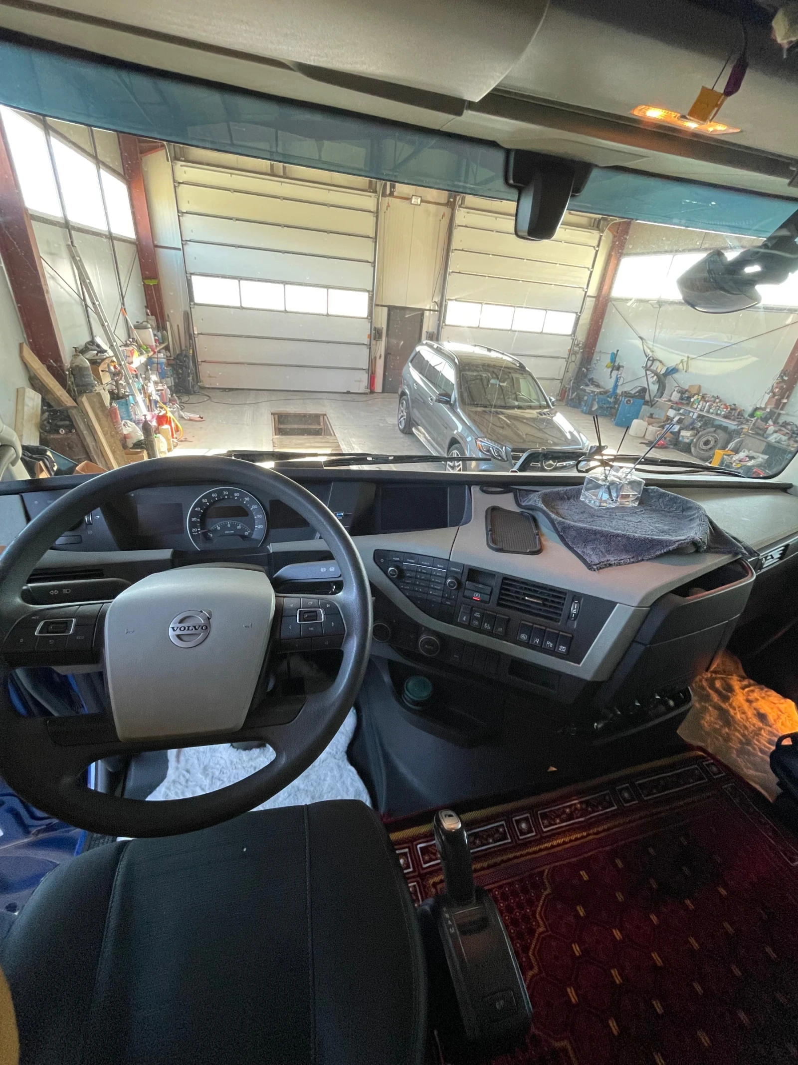 Volvo Fh ���� ����������. ����� 2016. ���� 2018   | Mobile.bg � ����������� 13