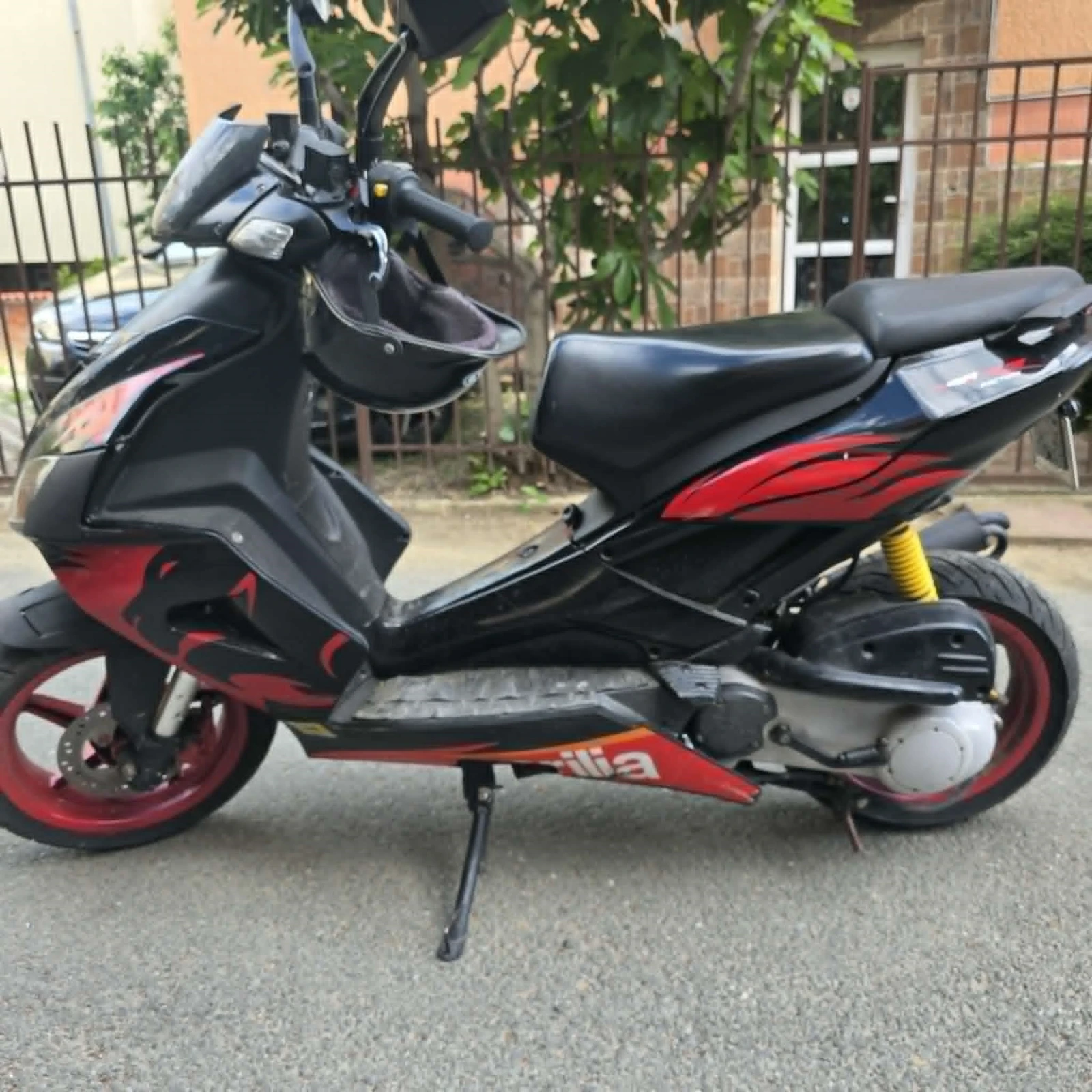 Aprilia Sr, снимка 2 - Мотоциклети и мототехника - 54729118