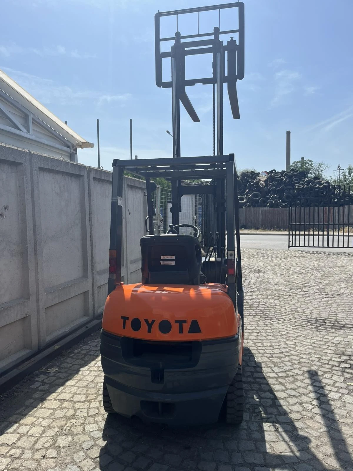  Toyota  | Mobile.bg   2