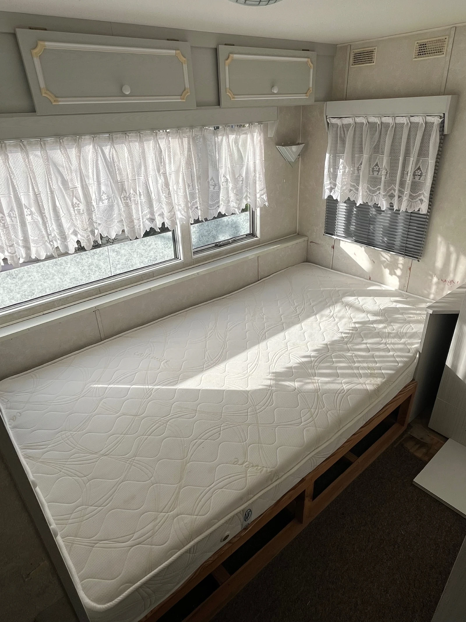 �������� Nordstar | Mobile.bg � ����������� 14