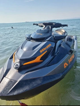 Джет Bombardier Sea Doo GTX 230 в гаранция , снимка 2 - Воден транспорт - 49472235