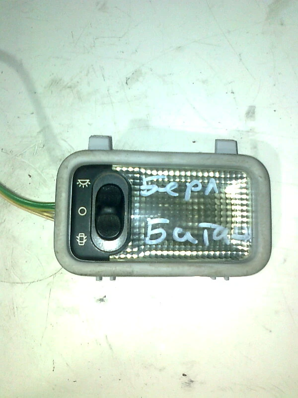 заден плафон за Ситроен Берлинго (1)