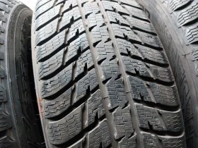 Гуми Зимни 235/65R17, снимка 4