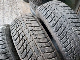 Гуми Зимни 235/65R17, снимка 3