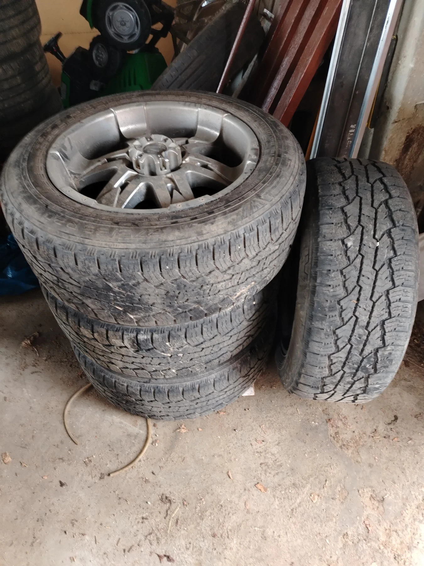 ���� � ������ 275/55R20 �� Toyota Land cruiser | Mobile.bg � ����������� 10