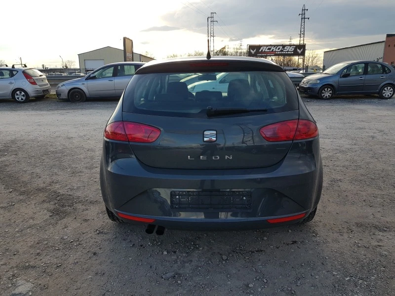 Seat Leon 1.4 бензин 6 скорости ЛИЗИНГ, снимка 6 - Автомобили и джипове - 44835240