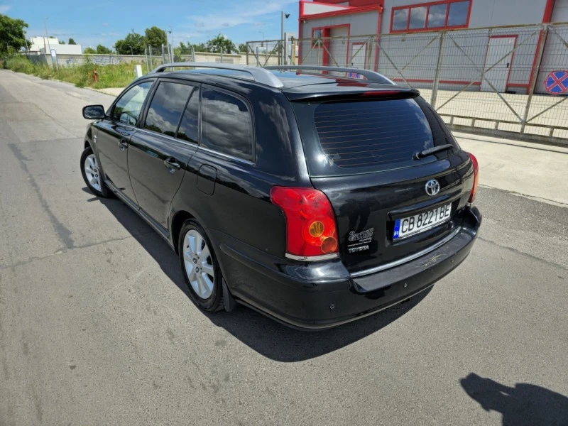 Toyota Avensis 2.0 D-4D, снимка 15 - Автомобили и джипове - 47252806