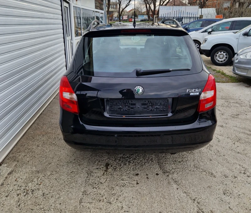 Skoda Fabia 1.4i 86к.с, снимка 4 - Автомобили и джипове - 49547257