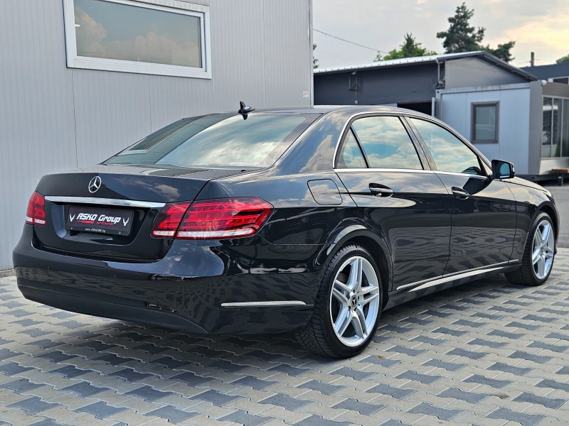 Mercedes-Benz E 350 ! AMG/4MAT/GERMAN/DIST/ОБДУХ/AMBIENT/HARMAN/LIZING, снимка 5 - Автомобили и джипове - 51131524