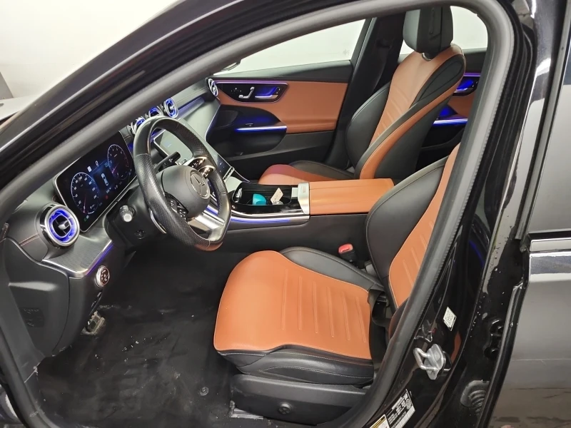 Mercedes-Benz C 300 4MATIC* DISTRONIC* 360CAM* AUTO-PARKING* PANOROOF*, снимка 8 - Автомобили и джипове - 53152603