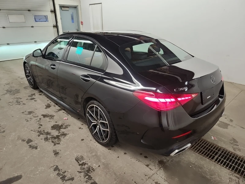 Mercedes-Benz C 300 4MATIC* DISTRONIC* 360CAM* AUTO-PARKING* PANOROOF*, снимка 6 - Автомобили и джипове - 53152603