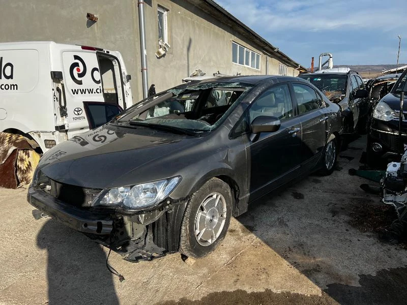 Honda Civic 1.3 hibrid, снимка 2 - Автомобили и джипове - 35345326