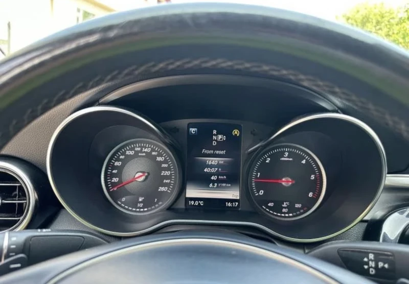 Mercedes-Benz C 220 - 28500 лв. - 24388636 | Car24.bg